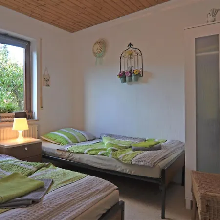 Casa de Férias Cozy Holiday In With Barbecue